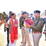 मुख्यमंत्री विष्णु देव साय के जन्मदिवस पर विधायक पुरंदर मिश्रा ने लड्डुओं से तौलकर किया भव्य अभिनंदन